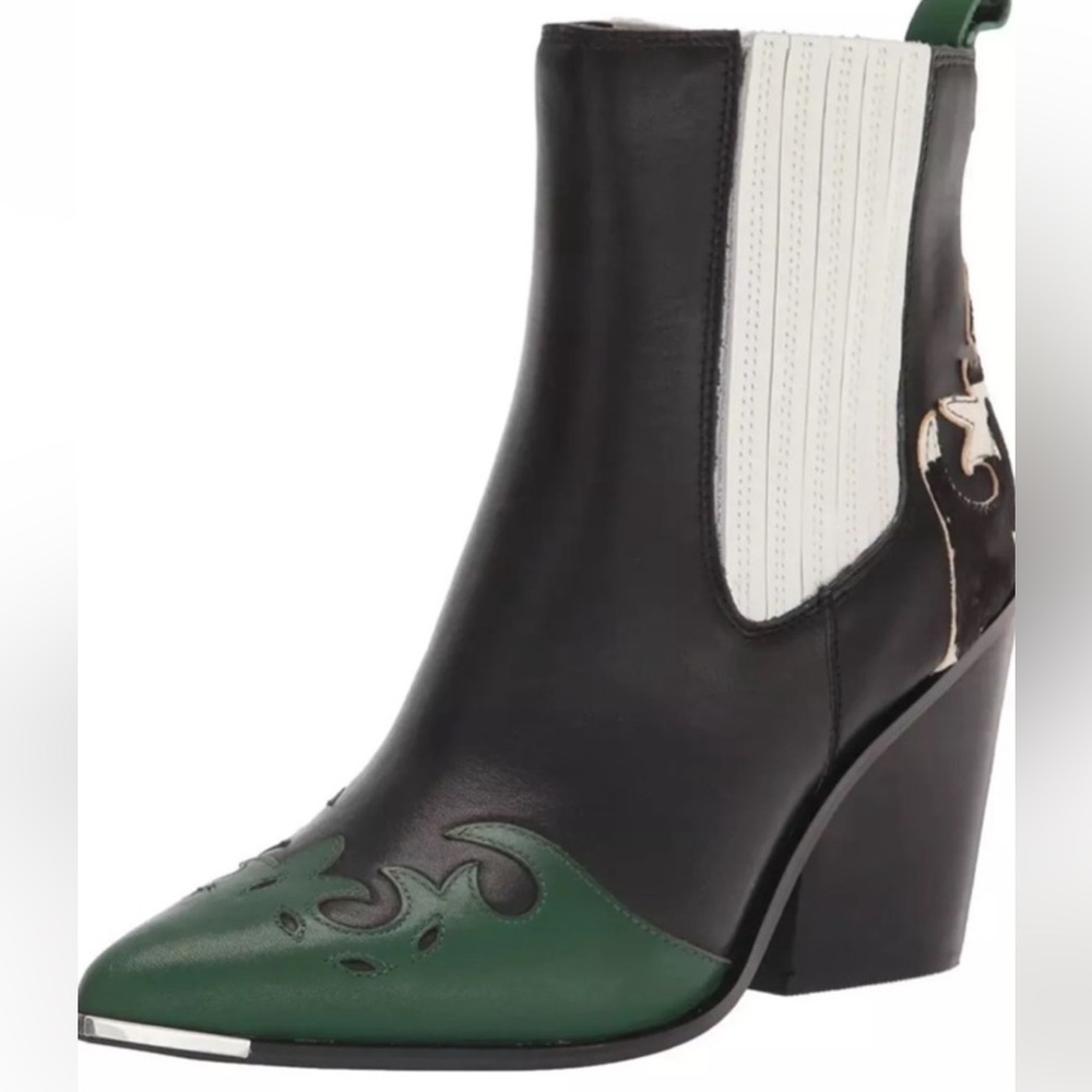 Steve Madden Western Style Boot